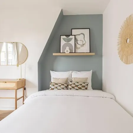 1 Bedroom # 14 # Alesia Parigi